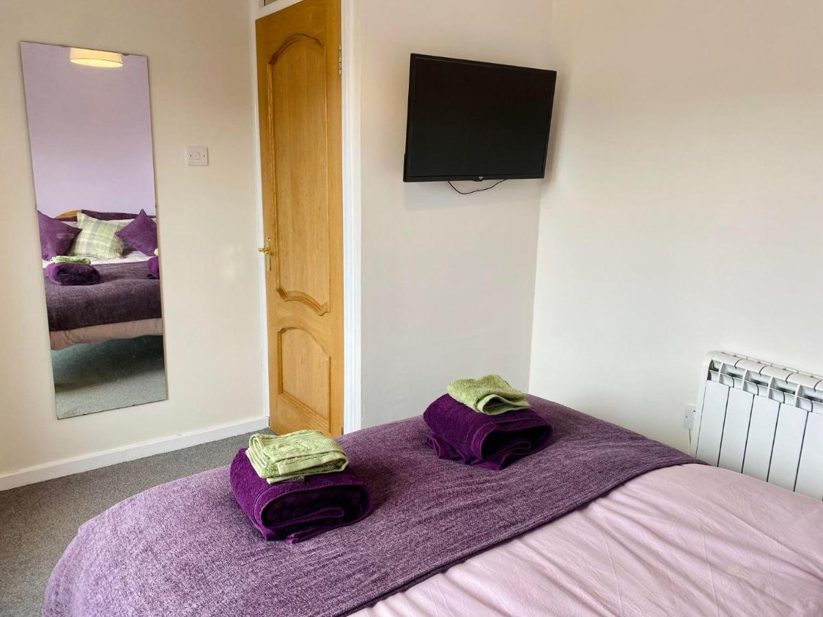 Cosy Town Bungalow Inverlochy Екстер'єр фото